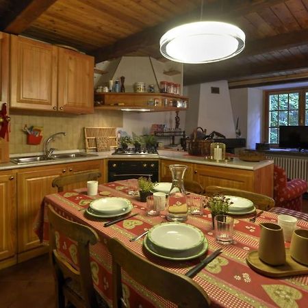 Evasion D'Ermitage Apartment Courmayeur Luaran gambar