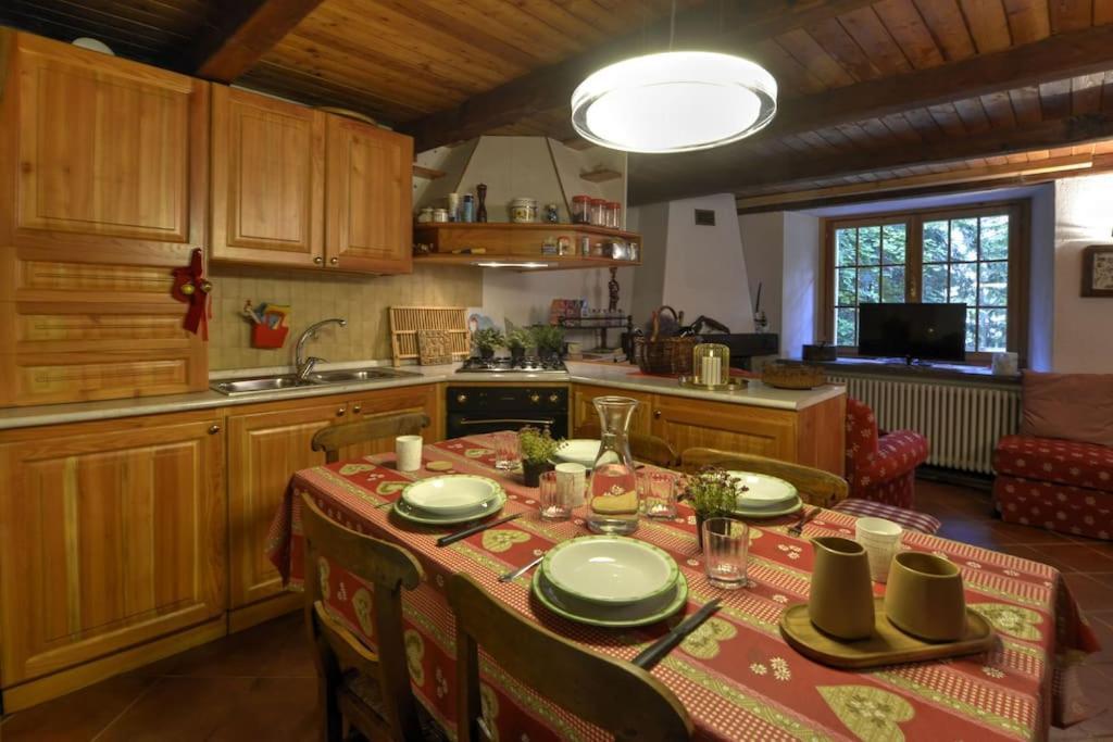 Evasion D'Ermitage Apartment Courmayeur Luaran gambar